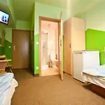 Hostel Dragon Aparthostel Senatorska *