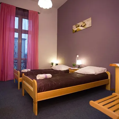 Hostel Dragon Aparthostel Senatorska *