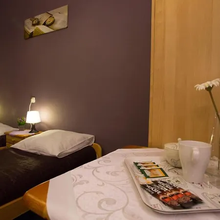 Dragon Aparthostel Senatorska Hostel Krakov