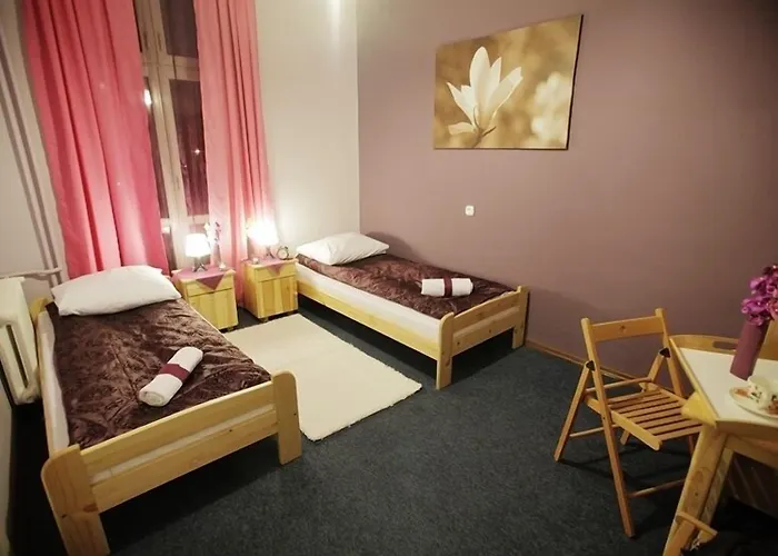 Dragon Aparthostel Senatorska Hostel Krakov