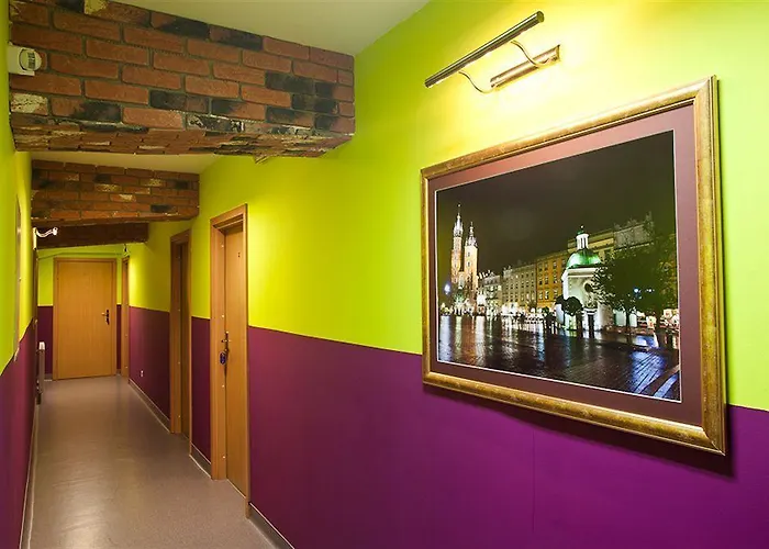 Dragon Aparthostel Senatorska Krakov