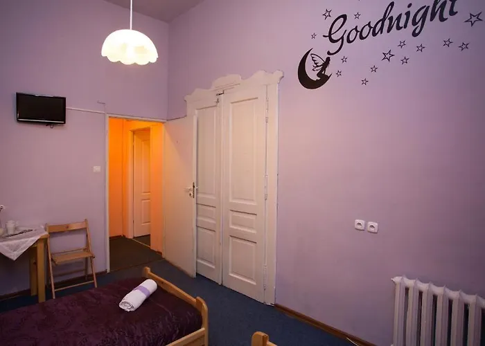 Dragon Aparthostel Senatorska Hostel Krakov