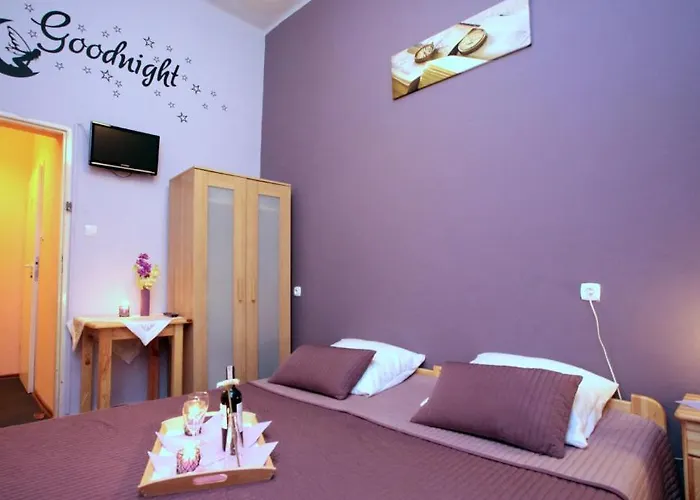 Hostel Dragon Aparthostel Senatorska