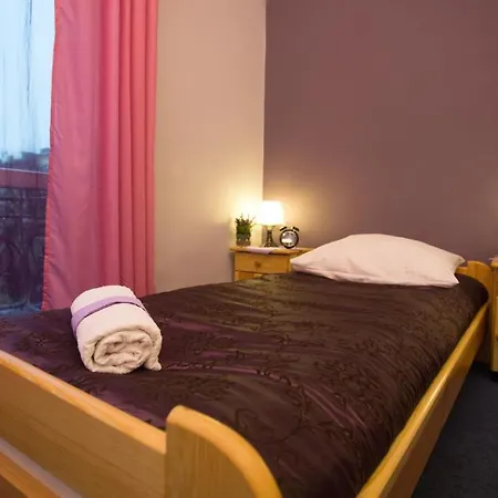 Dragon Aparthostel Senatorska *