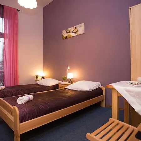 Dragon Aparthostel Senatorska *