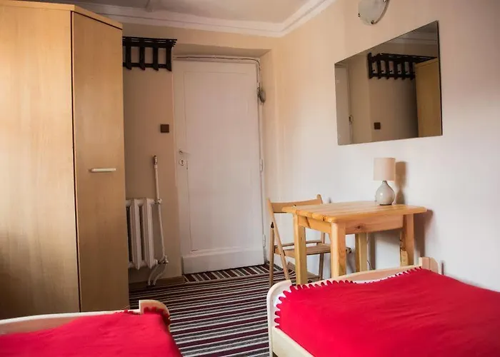 Dragon Aparthostel Senatorska Hostel *