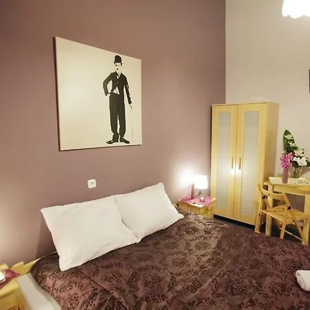 Dragon Aparthostel Senatorska Hostal Cracovia