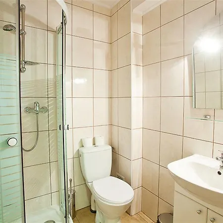 Hostal Dragon Aparthostel Senatorska *