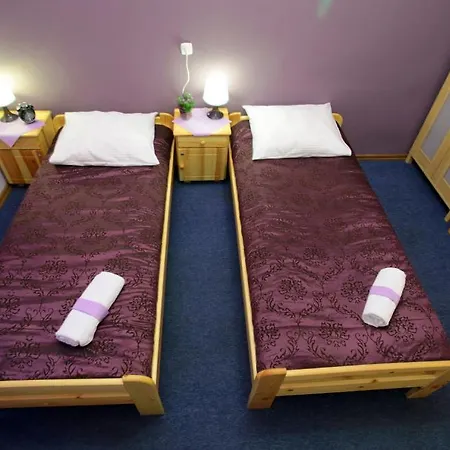 Dragon Aparthostel Senatorska Hostal Cracovia