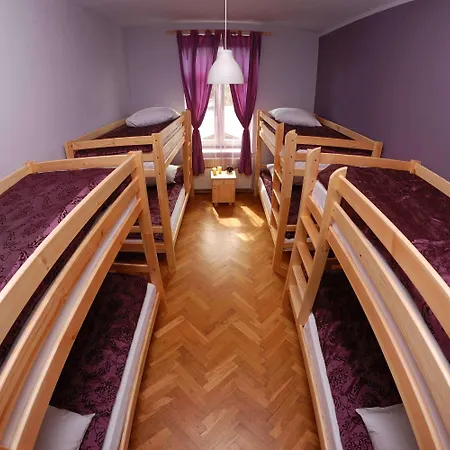 Hostel Dragon Aparthostel Senatorska Krakow