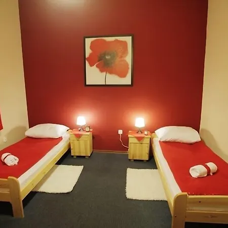 Dragon Aparthostel Senatorska * Krakow